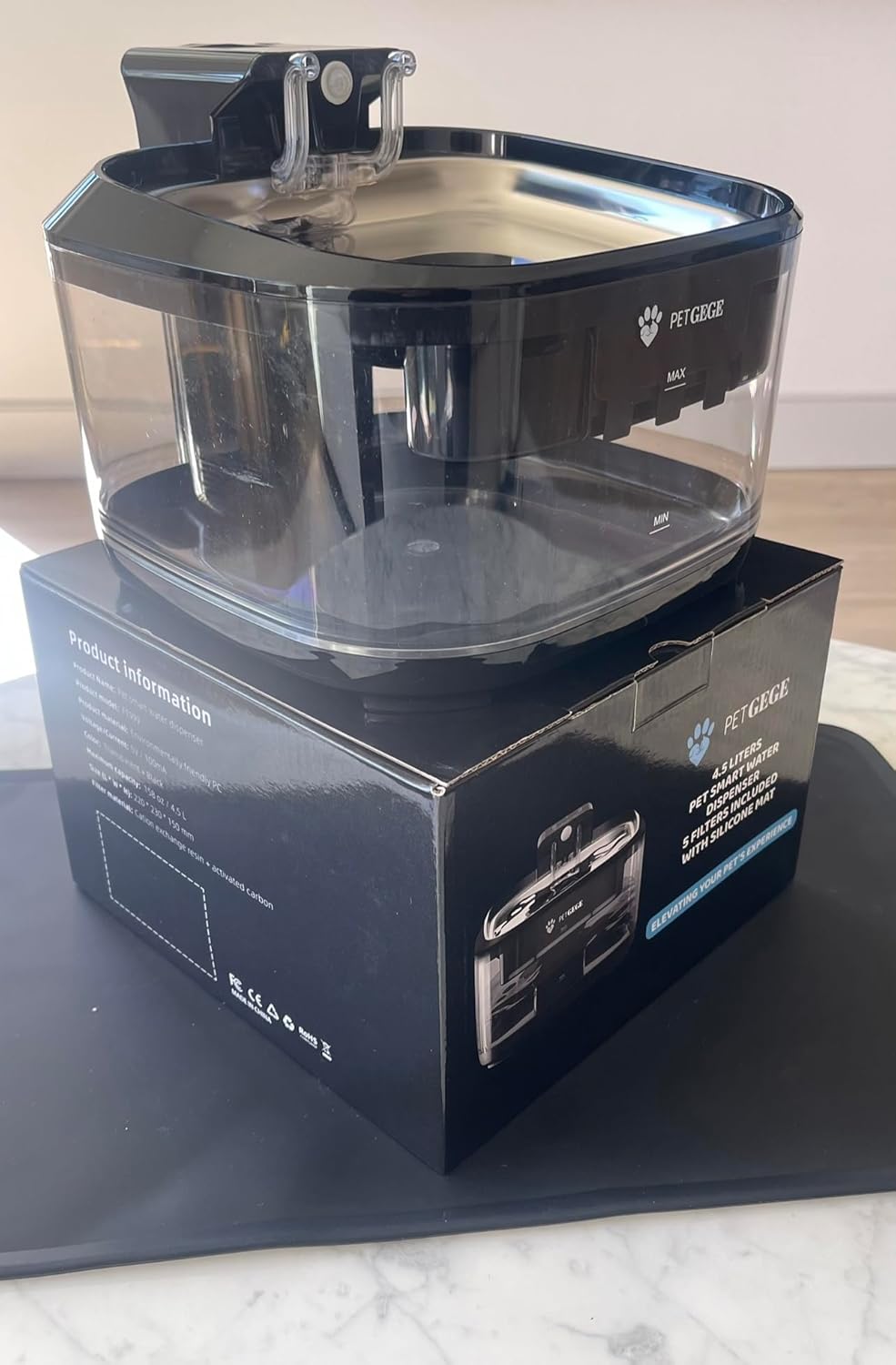Smart Water Bowl 4.5L - Filtered, Wireless, Motion Activated